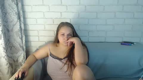 Crazyy Girl  online show from 01.20.25