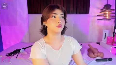 Snapshot of creamy_angelo chatting on 06.11.26 creamy_angelo online show from 06.11.26
