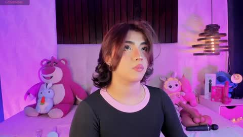 Snapshot of creamy_angelo chatting on 06.19.26 creamy_angelo online show from 06.19.26
