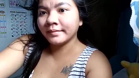 Snapshot of creamy_cunt4uxx chatting on 10.11.25 my pussy always wet online show from 10.11.25