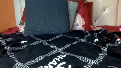 Snapshot of creamyamber chatting on 01.18.25 KIM online show from 01.18.25