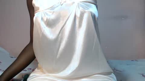 Snapshot of creamyebony00 chatting on 07.07.26 creamyebony00 online show from 07.07.26