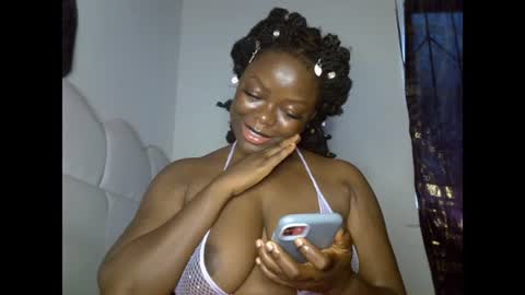 Snapshot of creamypussyxx chatting on 07.20.26 creamypussyxx online show from 07.20.26