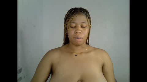 Snapshot of creamyxpussyx chatting on 07.28.26 creamyxpussyx online show from 07.28.26