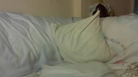 Snapshot of creamyy_pussy chatting on 10.10.25 creamyy_pussy online show from 10.10.25