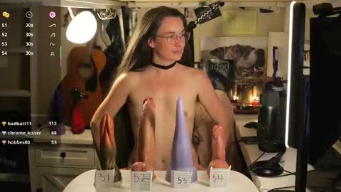 Creature Marie online show from 01.12.26