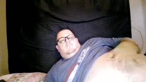 Snapshot of creeeping_death chatting on 12.02.24 The hopeless romantic online show from 12.02.24