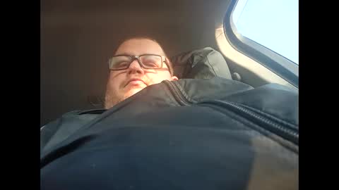 Snapshot of creeeping_death chatting on 01.07.25 The hopeless romantic online show from 01.07.25