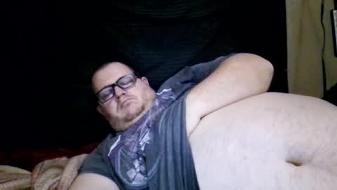 Snapshot of creeeping_death chatting on 02.25.25 The hopeless romantic online show from 02.25.25