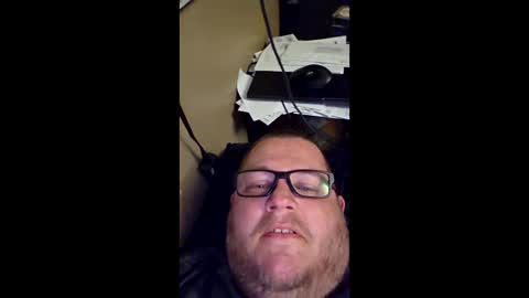 Snapshot of creeeping_death chatting on 03.03.25 The hopeless romantic online show from 03.03.25