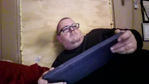 The hopeless romantic online show from 12.19.25