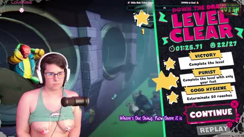 Snapshot of creepycrawlyqueen chatting on 12.31.24 Amethyst online show from 12.31.24