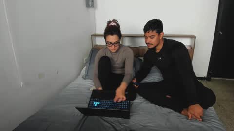 Crimson heart online show from 01.18.25