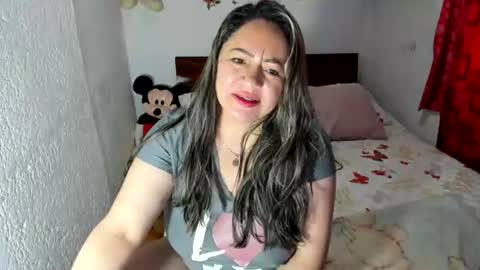 Snapshot of cris_spicy chatting on 07.14.26 cris online show from 07.14.26
