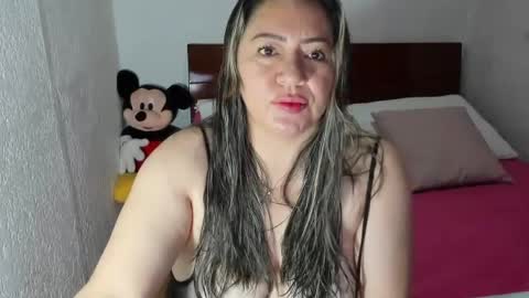 Snapshot of cris_spicy chatting on 07.21.26 cris online show from 07.21.26