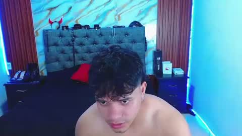 CRISANDMERY online show from 06.29.26