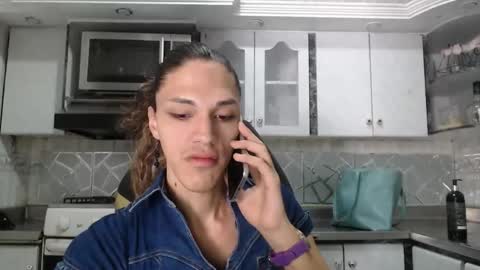 Snapshot of crisozzz chatting on 05.17.26 Cristina Onazis online show from 05.17.26