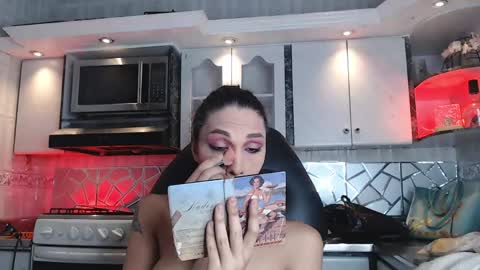 Snapshot of crisozzz chatting on 05.23.26 Cristina Onazis online show from 05.23.26