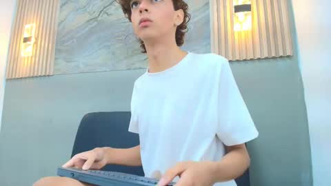 CRISS online show from 02.15.26