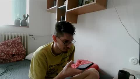 Snapshot of cristaelio chatting on 03.21.26 Crista-Elio online show from 03.21.26