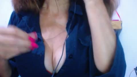 Snapshot of cristal_collins1 chatting on 01.23.25 cristal_collins1 online show from 01.23.25
