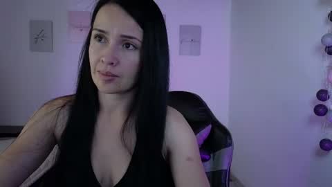 Snapshot of cristal_hilton_10 chatting on 06.26.26 Alejandra from Wednesday to Saturday from 1000 pm to 400 am Colombian hour online show from 06.26.26