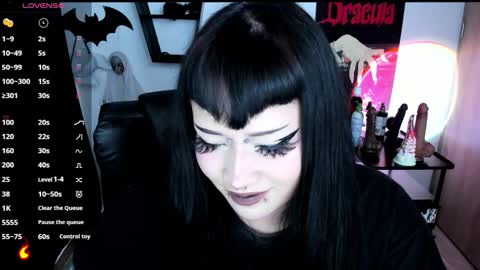 Cris online show from 11.24.25