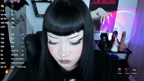 Snapshot of cristal_kosh chatting on 07.17.26 Cris online show from 07.17.26