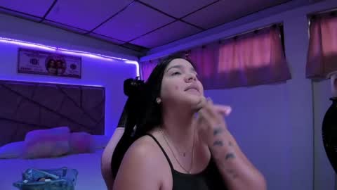 cristal_smith20 online show from 04.08.26