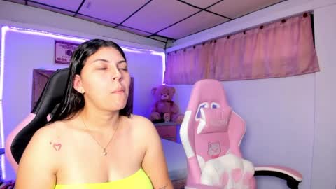 cristal_smith20 online show from 06.04.26