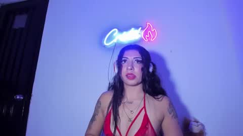  Independent Model online show from 12.12.24