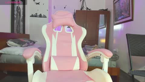 Snapshot of cristhian_slytherin chatting on 12.12.24 cristhian online show from 12.12.24