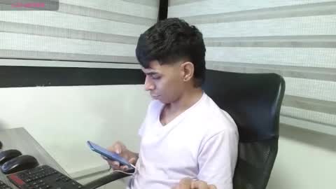 Snapshot of cristhian_slytherin chatting on 09.23.25 cristhian online show from 09.23.25