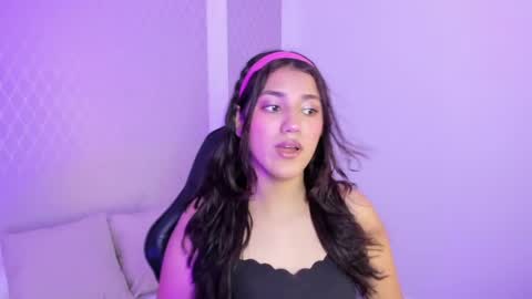 C R I S T I N online show from 04.28.26