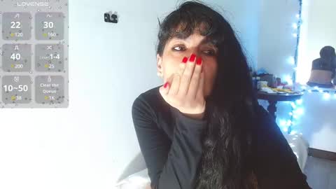 Snapshot of cristina_connor chatting on 03.12.25 Cristina online show from 03.12.25