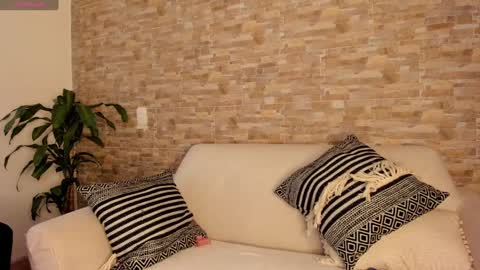 soycriss online show from 12.23.24