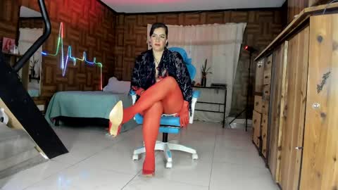 Julieta online show from 06.07.26