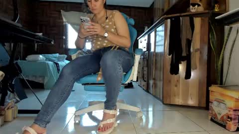 Julieta online show from 07.05.26