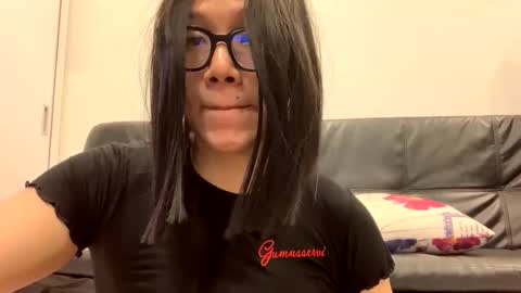 Snapshot of crossdresseranna chatting on 11.15.25 Anna online show from 11.15.25