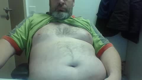 Snapshot of crouch1 chatting on 10.30.25 Crouch1 online show from 10.30.25