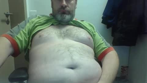 Snapshot of crouch1 chatting on 11.04.25 Crouch1 online show from 11.04.25