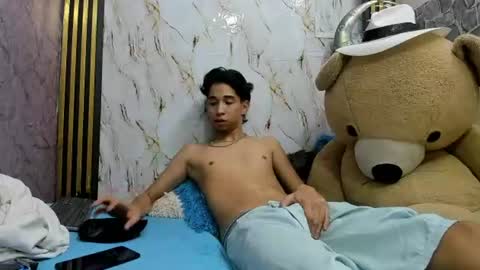 Snapshot of cruzito_hot_x21 chatting on 07.28.26 cruzito_hot_x21 online show from 07.28.26