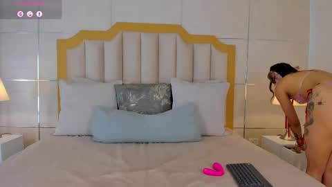 Crystal Rose  online show from 03.14.26