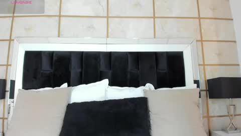 Crystal Rose  online show from 04.16.26