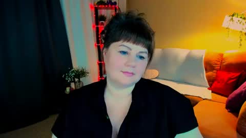 Anna online show from 04.20.26