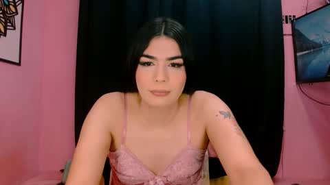 Instagram cristal espinosa1 online show from 10.12.25