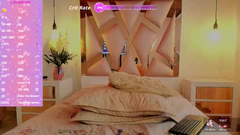 Snapshot of crystal_leroux1 chatting on 11.05.25 crystal online show from 11.05.25