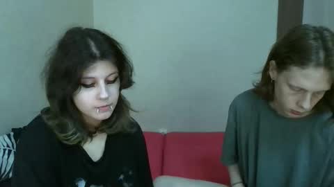 Crystal and Marcl online show from 11.05.25