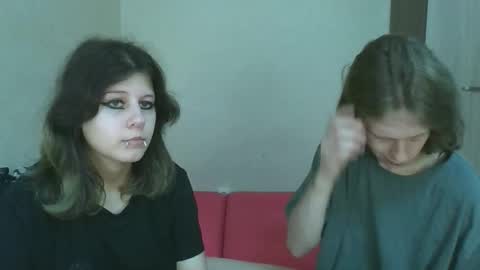 Crystal and Marcl online show from 11.08.25