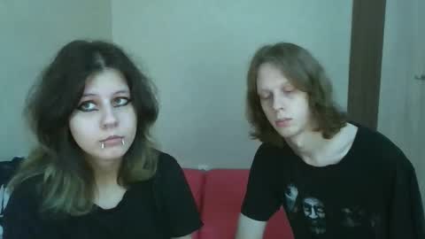Crystal and Marcl online show from 11.11.25